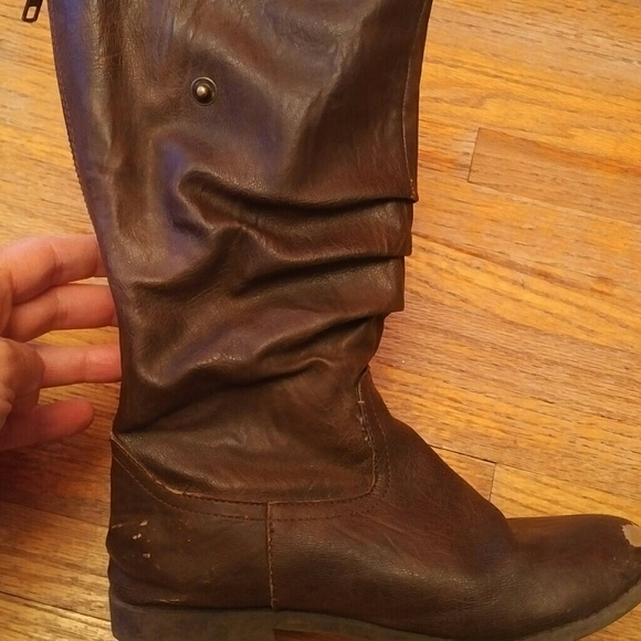 COPY - American Eagle brown tall girl size 2 boots - Picture 4 of 8